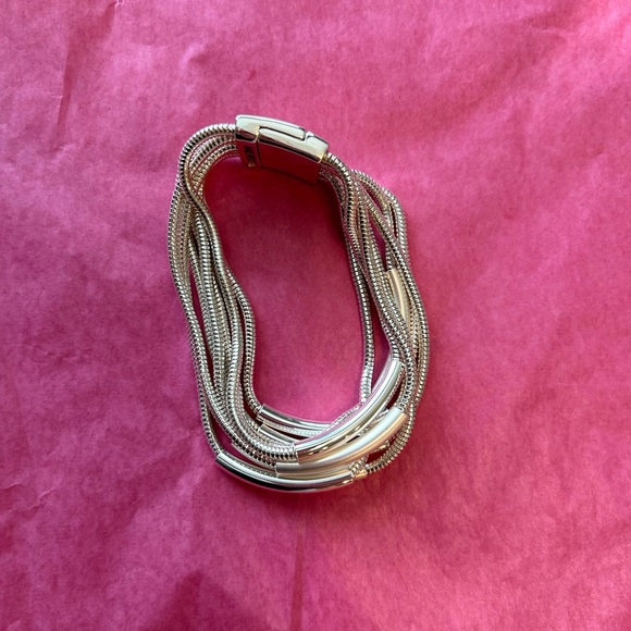 Nine West silver tone magnetic clasp bracelet - Picture 5 of 5